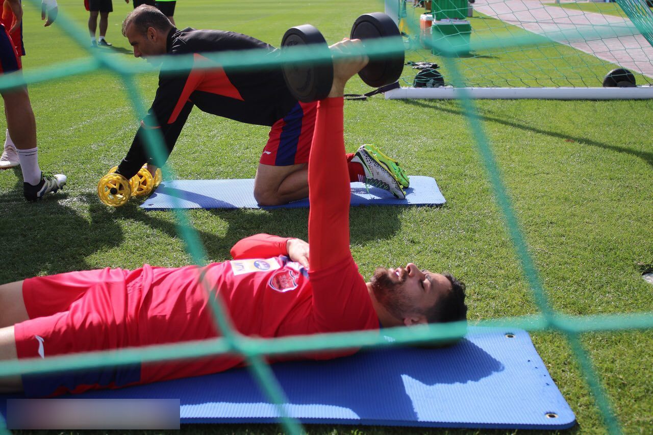 عکس| تمرینات اختصاصی کمال برای عبور از مصدومیت