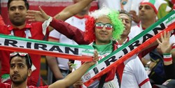 کری خوانی جالب هواداران ایران و ویتنام در بیرون از استادیوم+تصاویر