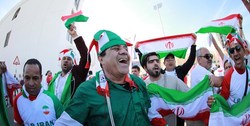 سبقت ایرانیان از ویتنامی ها و حضور کفاشیان پرچم سپاهان در بین تماشاگران!