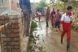 امدادرسانی به شهرهای سیل زده خوزستان ادامه دارد