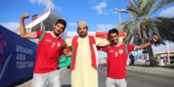 حضور «مستر تستر»  و دردسر گزارشگر عمانی  کرار سوژه تماشاگران+ تصاویر