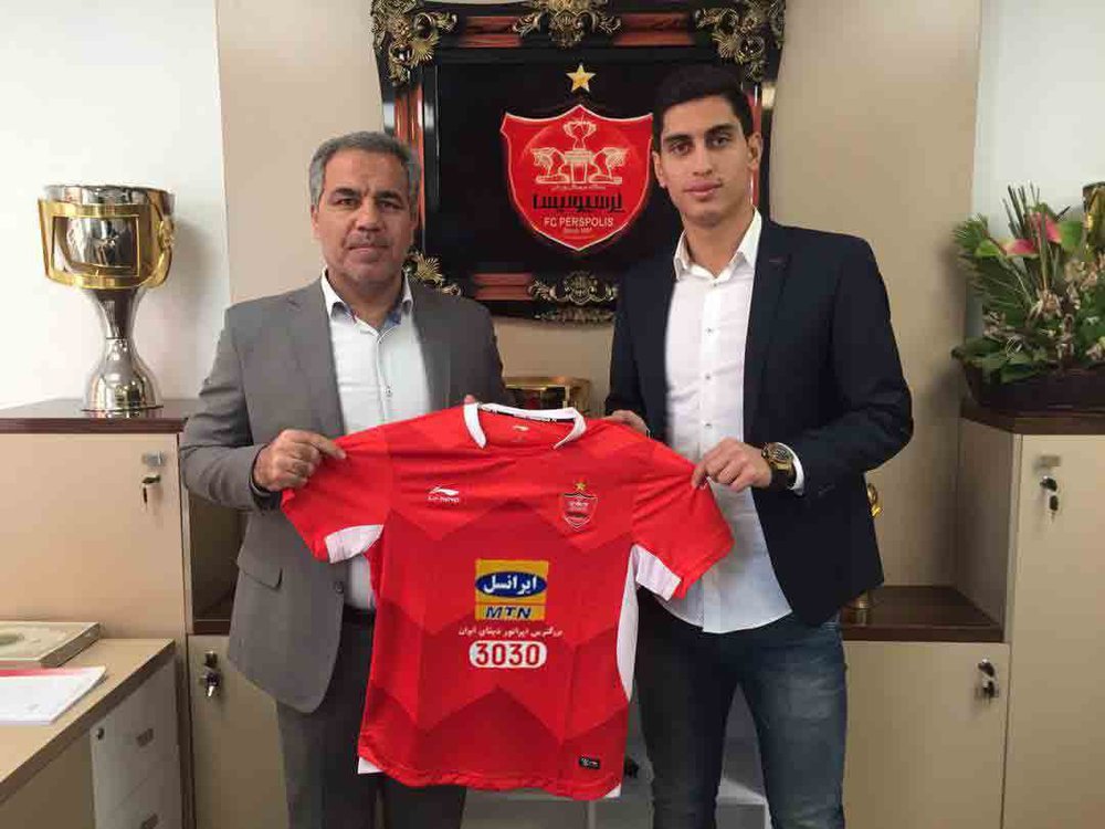 مدافع پیشین تراکتورسازی به پرسپولیس پیوست+عکس