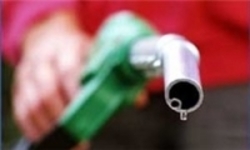 بررسی پیامدهای افزایش قیمت بنزین در فراکسیون امید