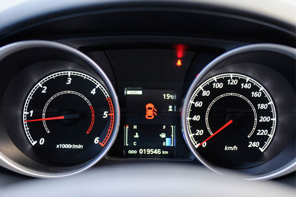 مشخصات ظاهری خودروی میتسوبیشی asx