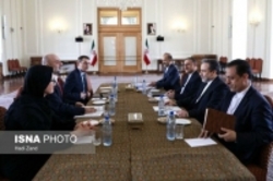 معاون وزیر خارجه لهستان گفتوگو با مقامات ایران را سازنده خواند