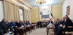 دیدار ظریف با تعدادی از نمایندگان گروه‌ها، احزاب و جریان‌های سیاسی لبنان