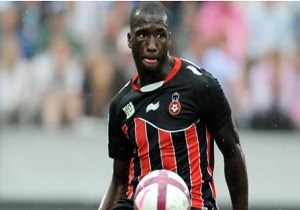 مقایسه مهاجم جدید استقلال و پرسپولیس مقایسه مهاجم جدید استقلال و پرسپولیس