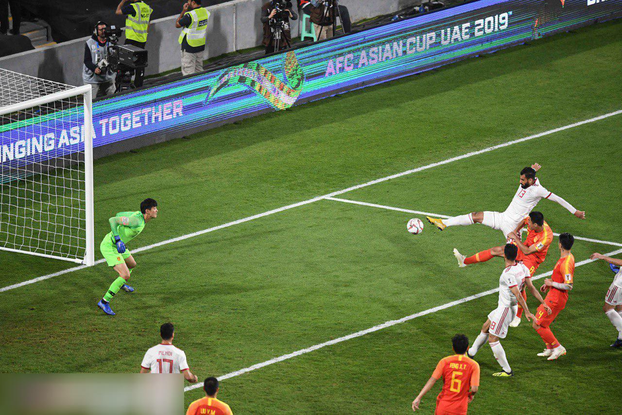 دفاعیه مدافع تیم ملی در مورد لبخوانی و توهین به طارمی+عکس