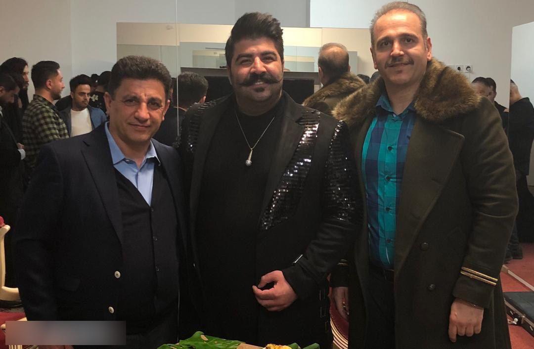 قلعه نویی در کنسرت یک خواننده گلزن!+عکس قلعه نویی در کنسرت یک خواننده گلزن!+عکس