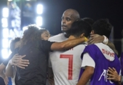 ژاپن قهرمان شد، عمان به جام جهانی صعود کرد