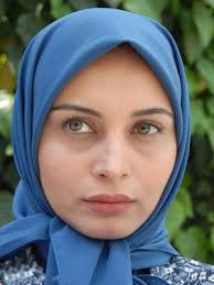 مریم کاویانی حاشیه سازی در فضای مجازی را دوست ندارم/امروزه ملاک انتخاب بازیگران چیست؟