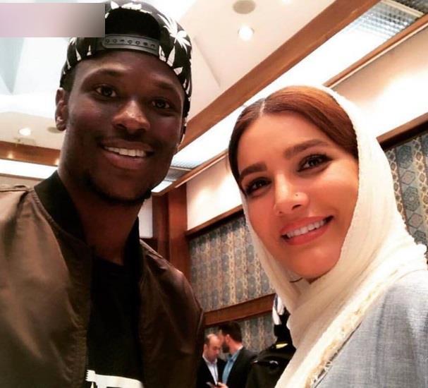 عکس/ خانم بازیگر با ستاره استقلال