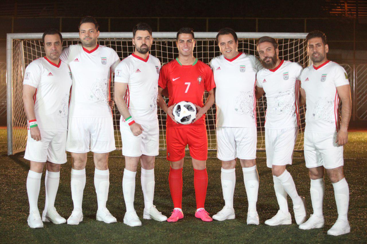 سرود تیم ملی با حضور بدل دو ستاره فوتبال جهان +تصاویر