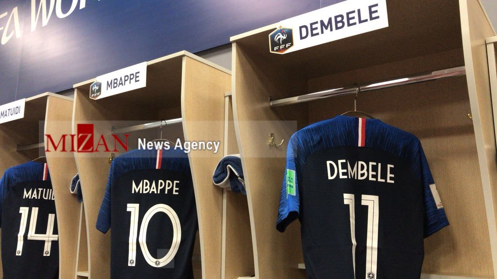 تصاویر رختکن فرانسه منتشر شد تصاویر رختکن فرانسه منتشر شد