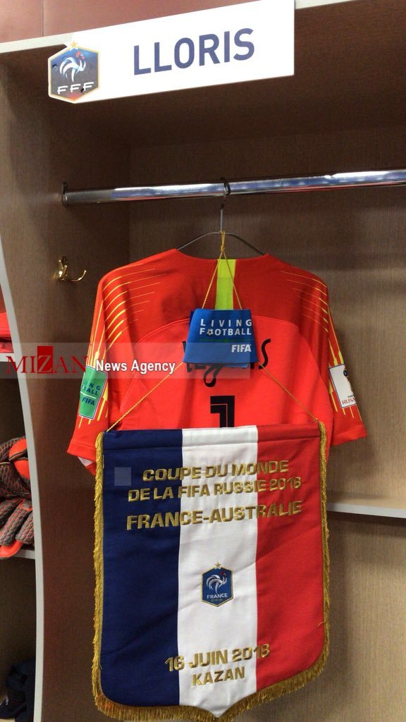 تصاویر رختکن فرانسه منتشر شد تصاویر رختکن فرانسه منتشر شد