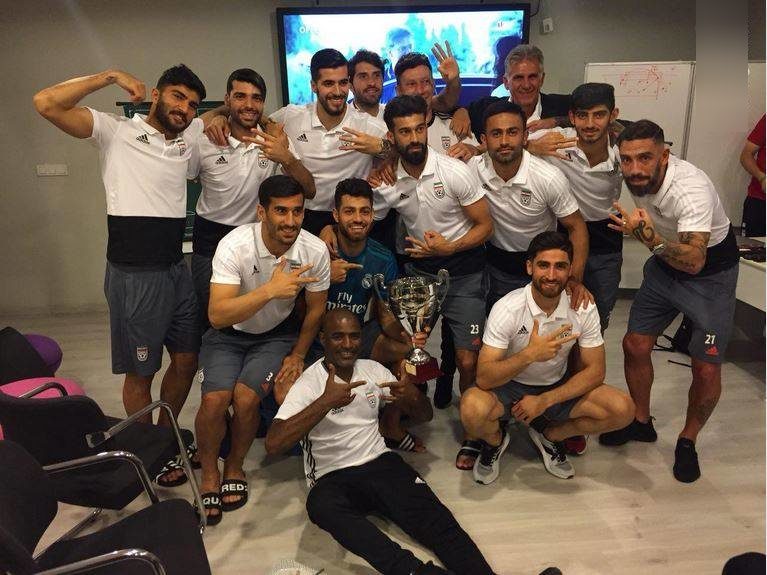 نکته مغفولمانده در تصویر خوشحالی رئالیهای تیم ملی نکته مغفولمانده در تصویر خوشحالی رئالیهای تیم ملی