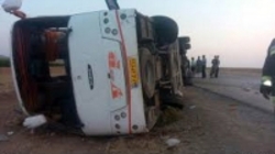 ۲۷ کشته و مصدوم در اثر واژگونی اتوبوس زائران عراقی در مسیر مشهد به اصفهان