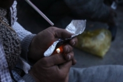 کاهش ۵۰۰ هزار نفری تعداد معتادان کشور  افزایش ۸۵ درصدی کشت موادمخدر در افغانستان