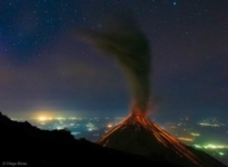 افزایش شمار گمشدگان فوران آتشفشان گواتمالا به ۳۳۲ نفر