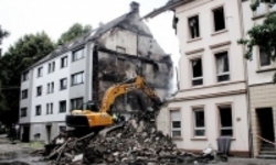 انفجار در یک مجتمع آپارتمانی در غرب آلمان