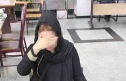 دستگیری خانم سرهنگ قلابی با دمپایی