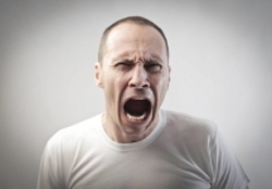 خشم علت بروز بسیاری از خشونت‌ها در جامعه/راه‌های مقابله با  خشم