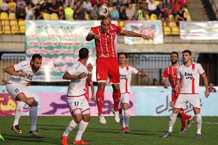 هفته چهارم لیگ برتر فوتبال هفته چهارم لیگ برتر فوتبال