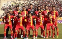 این فولادی در آستانه بازی با استقلال تیمش را ترک کرد