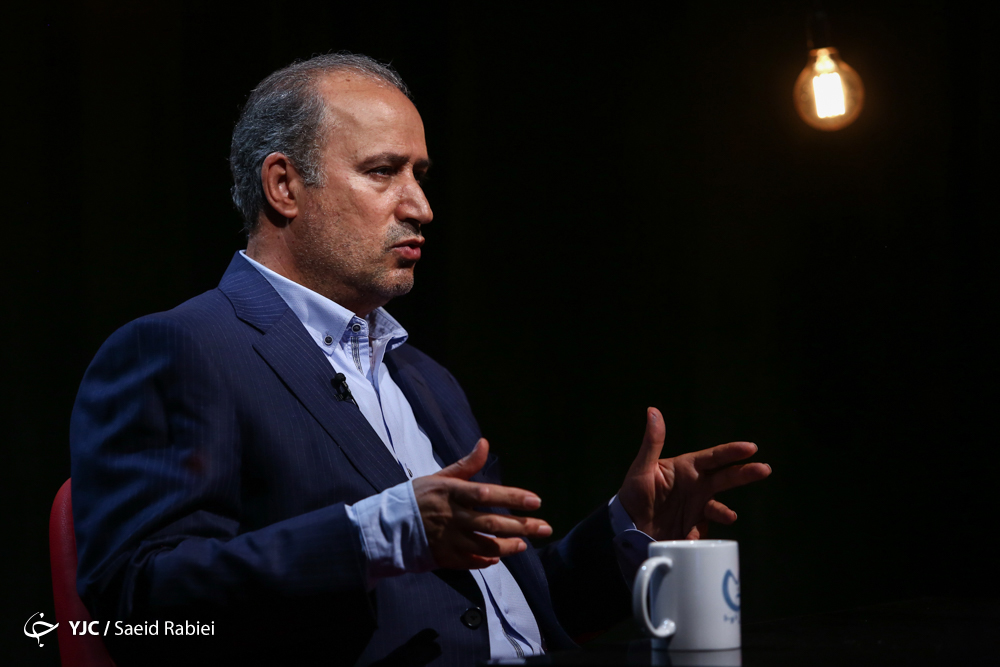 رئیس فدراسیون فوتبال: یک عده ای همیشه کج هستند/ حرفهایی از کی روش و برانکو شنیدیم که این حرفها را شما نشنیده اید/ نامه ای به من رسید که خواسته بود فغانی را به جام جهانی اعزام نکنیم/ ژن خوبی را در فدارسیون فوتبال سراغ ندارم رئیس فدراسیون فوتبال: یک عده ای همیشه کج هستند/ حرفهایی از کی روش و برانکو شنیدیم که این حرفها را شما نشنیده اید/ نامه ای به من رسید که خواسته بود فغانی را به جام جهانی اعزام نکنیم/ ژن خوبی را در فدارسیون فوتبال سراغ ندارم