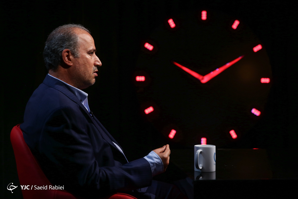 رئیس فدراسیون فوتبال: یک عده ای همیشه کج هستند/ حرفهایی از کی روش و برانکو شنیدیم که این حرفها را شما نشنیده اید/ نامه ای به من رسید که خواسته بود فغانی را به جام جهانی اعزام نکنیم/ ژن خوبی را در فدارسیون فوتبال سراغ ندارم رئیس فدراسیون فوتبال: یک عده ای همیشه کج هستند/ حرفهایی از کی روش و برانکو شنیدیم که این حرفها را شما نشنیده اید/ نامه ای به من رسید که خواسته بود فغانی را به جام جهانی اعزام نکنیم/ ژن خوبی را در فدارسیون فوتبال سراغ ندارم