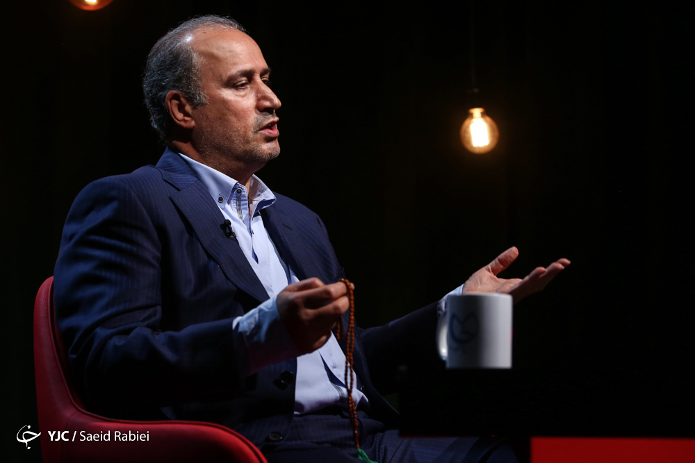 رئیس فدراسیون فوتبال: یک عده ای همیشه کج هستند/ حرفهایی از کی روش و برانکو شنیدیم که این حرفها را شما نشنیده اید/ نامه ای به من رسید که خواسته بود فغانی را به جام جهانی اعزام نکنیم/ ژن خوبی را در فدارسیون فوتبال سراغ ندارم رئیس فدراسیون فوتبال: یک عده ای همیشه کج هستند/ حرفهایی از کی روش و برانکو شنیدیم که این حرفها را شما نشنیده اید/ نامه ای به من رسید که خواسته بود فغانی را به جام جهانی اعزام نکنیم/ ژن خوبی را در فدارسیون فوتبال سراغ ندارم