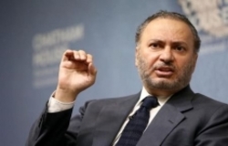 قرقاش: پیام‌های سخنگوی وزارت خارجه ایران به وزیر خارجه فرانسه متناقض است