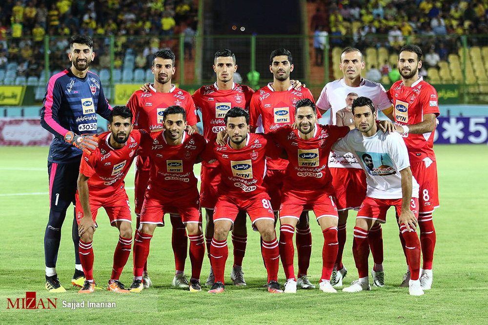 ۸ نکته جالب از هفته پنجم لیگ برتر فوتبال/ از صدرنشینی پدیده تا خشتان آقایگل ۸ نکته جالب از هفته پنجم لیگ برتر فوتبال/ از صدرنشینی پدیده تا خشتان آقایگل