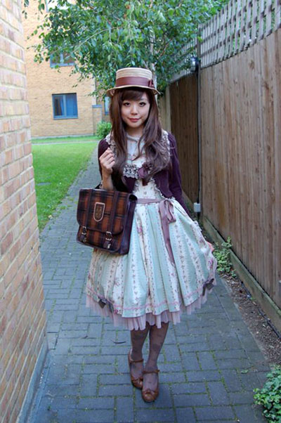 استایل لولیتا چیست؟