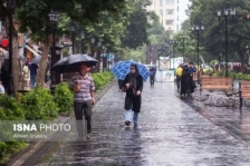 بارش باران در محورهای هفت استان