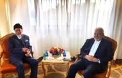رایزنی ظریف و یوسف بن‌علوی در مورد آخرین تحولات عراق و یمن