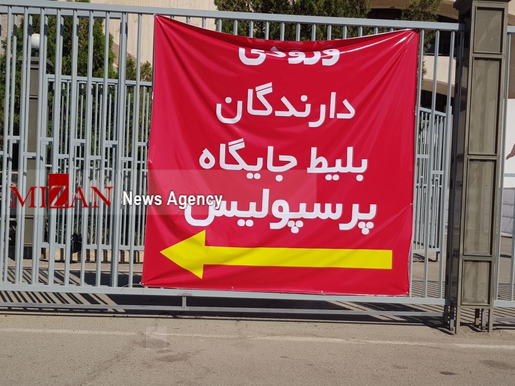 هواداران شهرستانی سرخابی به دنبال بلیط در بازار سیاه/ بازی با استقلال مهم&zwnj;تر از بازی با السد