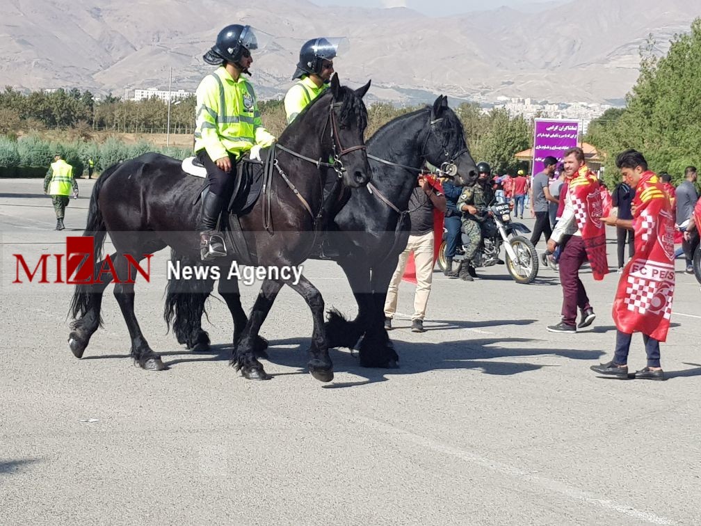 هواداران شهرستانی سرخابی به دنبال بلیط در بازار سیاه/ بازی با استقلال مهم&zwnj;تر از بازی با السد