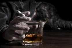 آخرین آمار مسمومان و فوتی‌های مشروبات الکلی دست‌ساز
