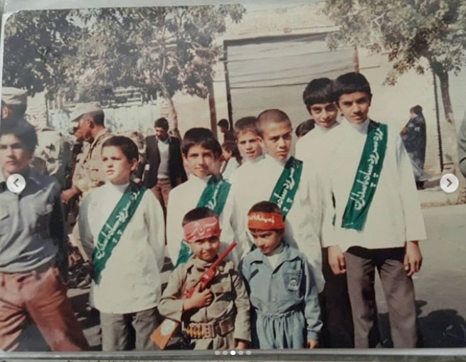 تصاویر کودکی رضا رفیع در گروه سرود