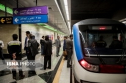 خدمات رسانی متروی تهران به شرکت کنندگان راهپیمایی 13 آبان