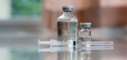 چه کسانی باید واکسن "آنفلوآنزا" و "ذات‌الریه" بزنند؟