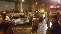 آتش گرفتن خودروی واژگون در بزرگراه امام علی (ع)