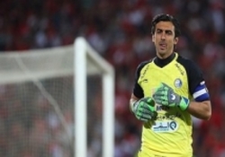 کاپیتان استقلال قراردادش تمام شد