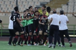 استقلال نشد، ان‌شاالله گلزنی به پرسپولیس