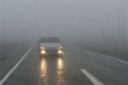 مه و باران در جاده‌های 10 استان