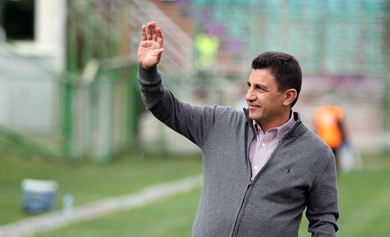 قلعه نویی: باشگاه‌های امروزی تنها لقب فرهنگی دارند/ دلم می‌خواهد تیم‌های قدیمی به لیگ بازگردند/ تیم چهاردهم جدول را به صدر رساندم