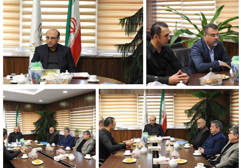 دیدار جمعی از پیشکسوتان باشگاه استقلال با علینژاد+عکس دیدار جمعی از پیشکسوتان باشگاه استقلال با علینژاد+عکس