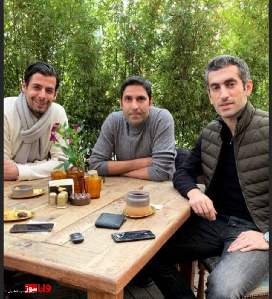 تصویری از دیدار مربی تیم ملی با ستاره های سابق استقلال تصویری از دیدار مربی تیم ملی با ستاره های سابق استقلال