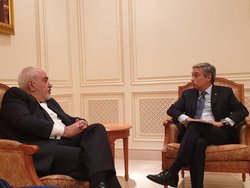گفت‌وگوی ظریف و وزیر خارجه کانادا درخصوص سانحه سقوط هواپیمایی اوکراینی